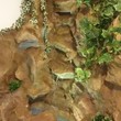 Угловой искусственный водопад с подсветкой и искусственными растениями - Размер: 1,2м х 1,5м/h=2,2м - г. Москва, БФ "Шаарей Цедек" - 2018г.